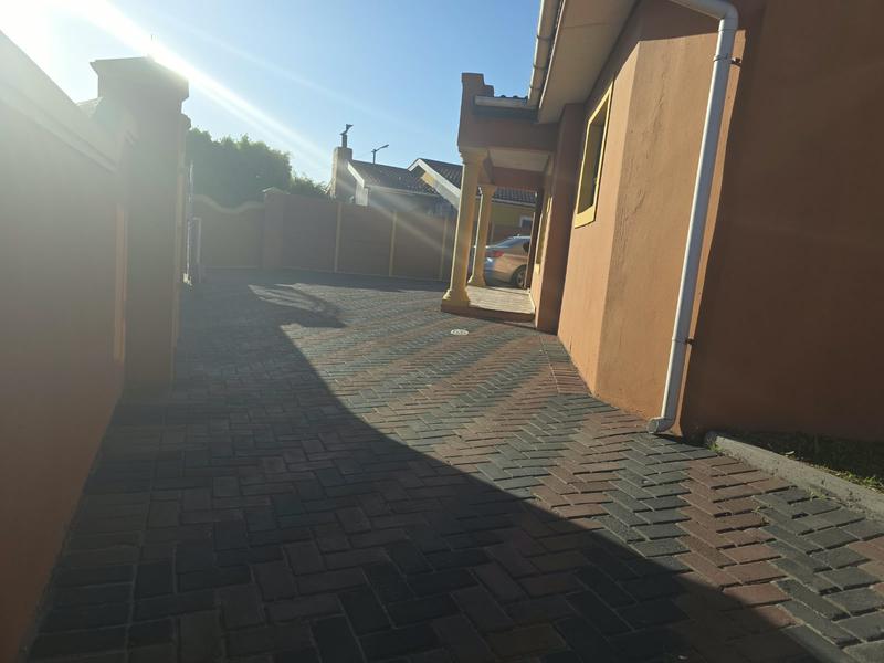 3 Bedroom Property for Sale in Langa Western Cape